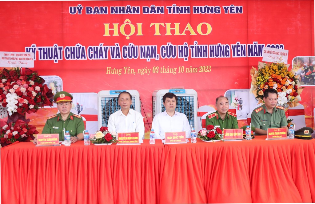 Tổ Liên gia PCCC xã Nguyên Hòa tham gia Hội thao kỹ thuật chữa cháy và cứu nạn, cứu hộ trên địa bàn tỉnh Hưng Yên năm 2023