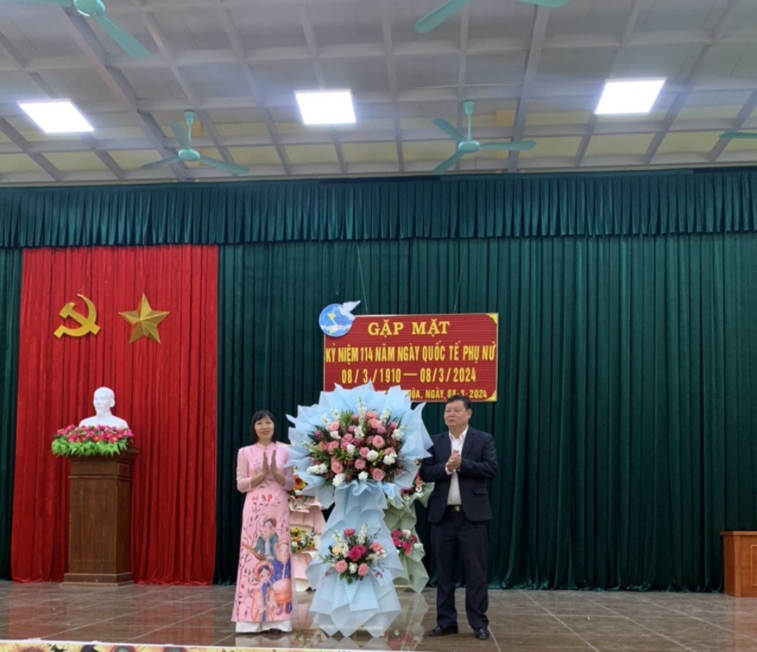 Hội Liên hiệp Phụ nữ xã Nguyên Hoà tổ chức Gặp mặt kỷ niệm 114 năm ngày Quốc tế Phụ nữ 8/3