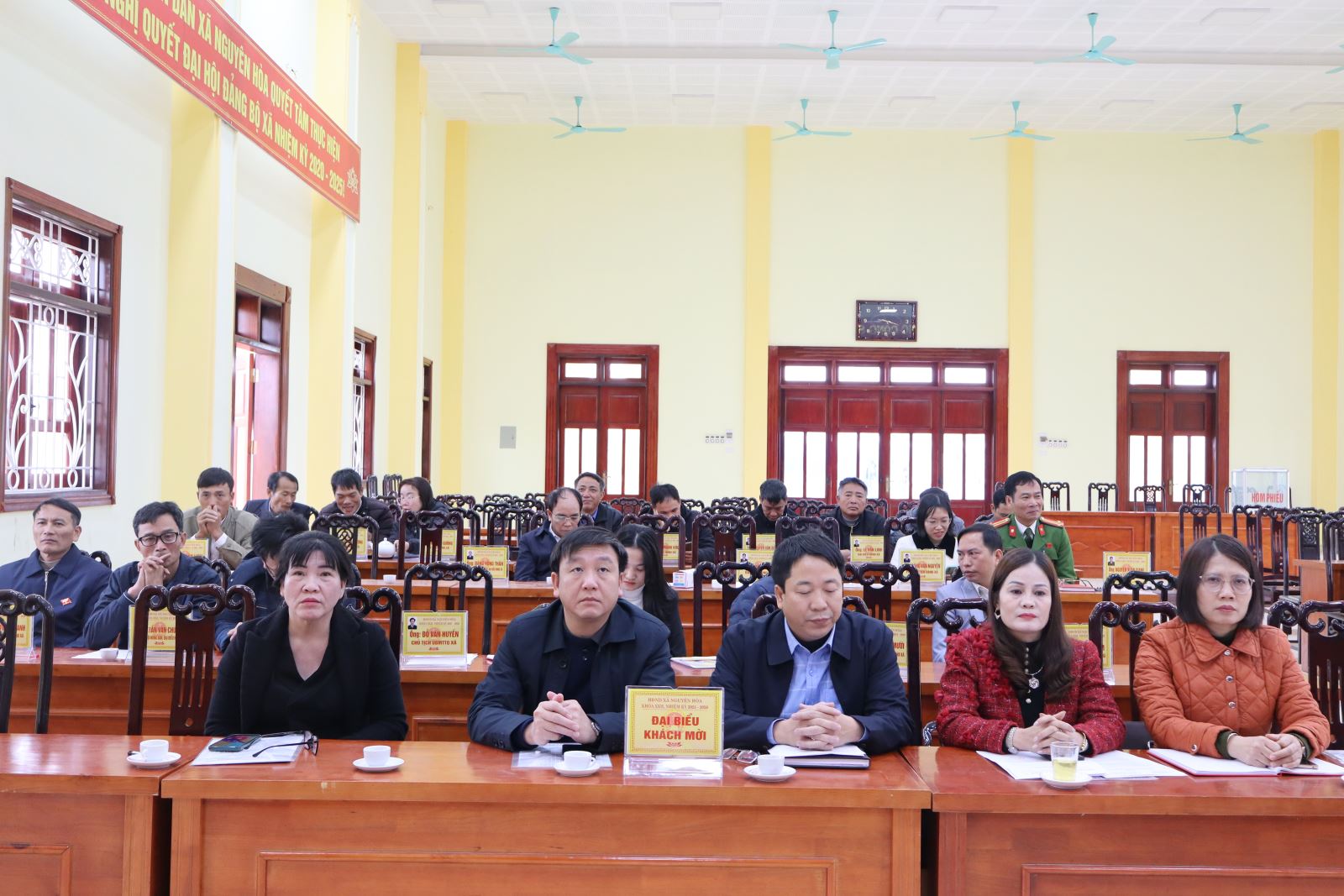 Nguyên Hòa tổ chức Hội nghị công bố Quyết định của Ban thường vụ huyện uỷ về công tác cán bộ và kỳ họp chuyên đề HĐND xã lần thứ 13