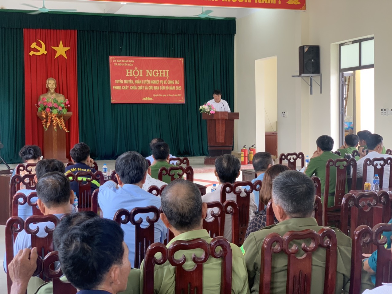 UBND XÃ NGUYÊN HOÀ TỔ CHỨC TẬP HUẤN PHÒNG CHÁY CHỮA CHÁY VÀ CỨU NẠN CỨU HỘ